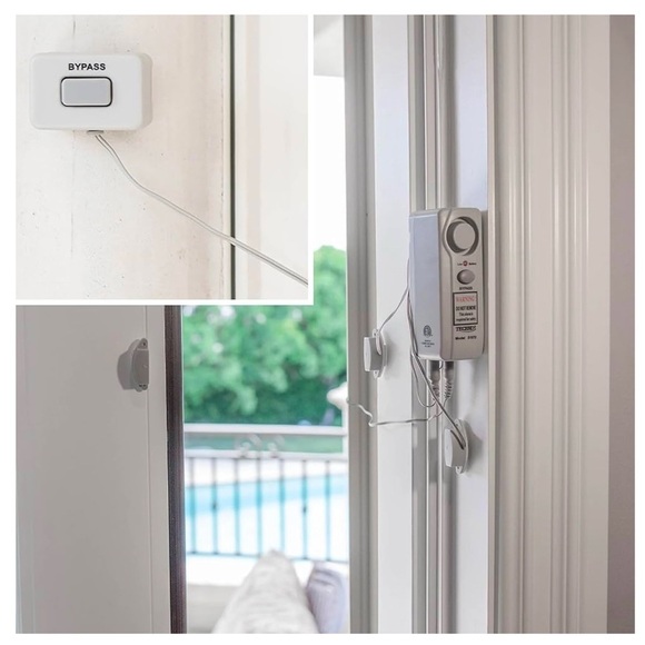 TECHKO S187D Pool Door Alarm - Safe Pool Area Entry Detector - New In Box - Picture 9 of 10
